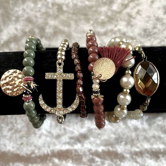 Custom Set 6 Bracelets Vntg. - Picture 1 of 5